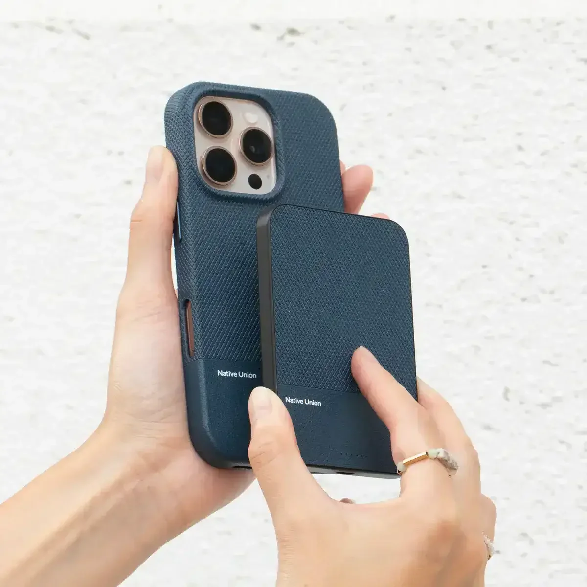 Native Union - (Re)Classic Power Bank with MagSafe Wireless Charging - Powerbank z ładowaniem MagSafe - Image 12