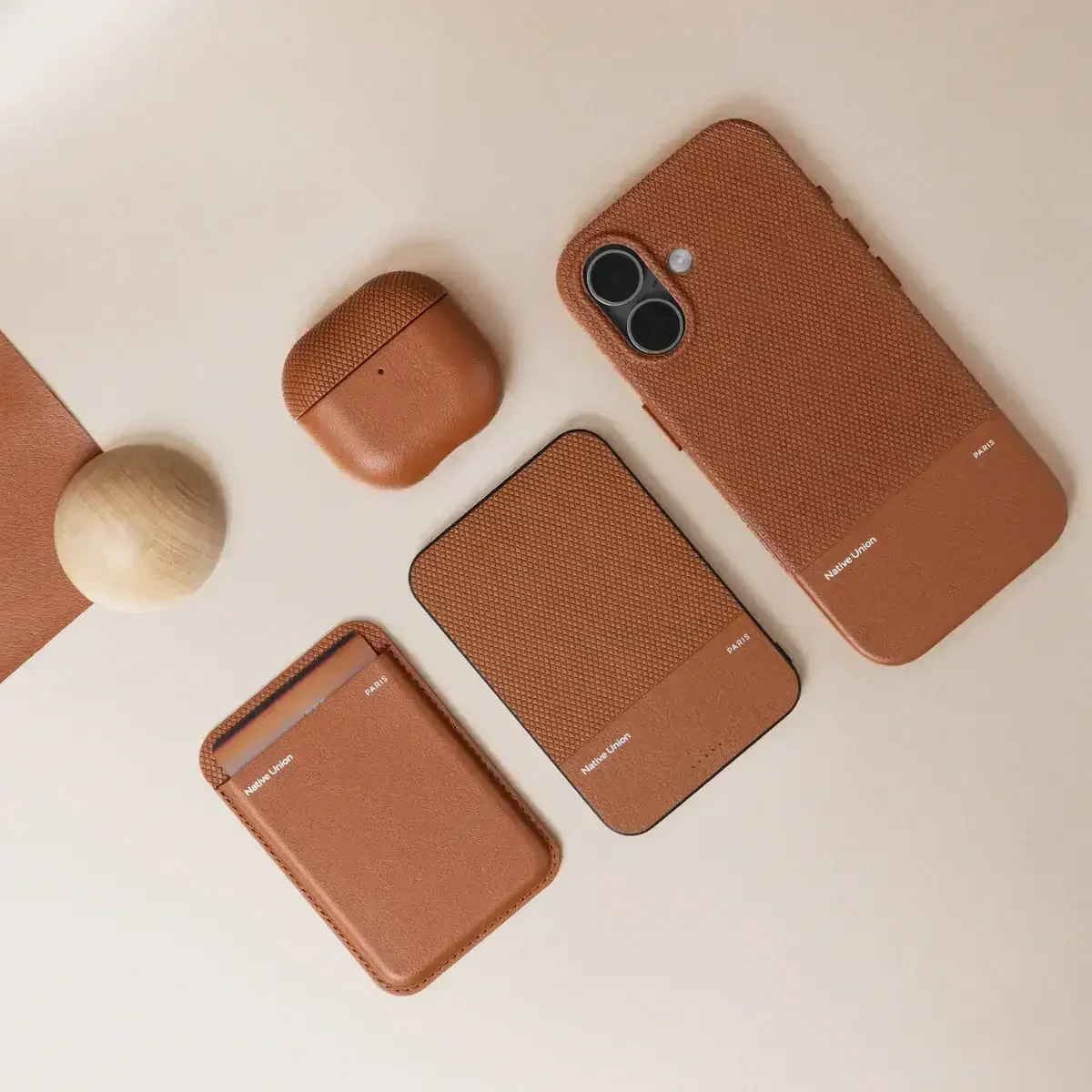 Native Union - (Re)Classic Power Bank with MagSafe Wireless Charging - Powerbank z ładowaniem MagSafe - Image 25