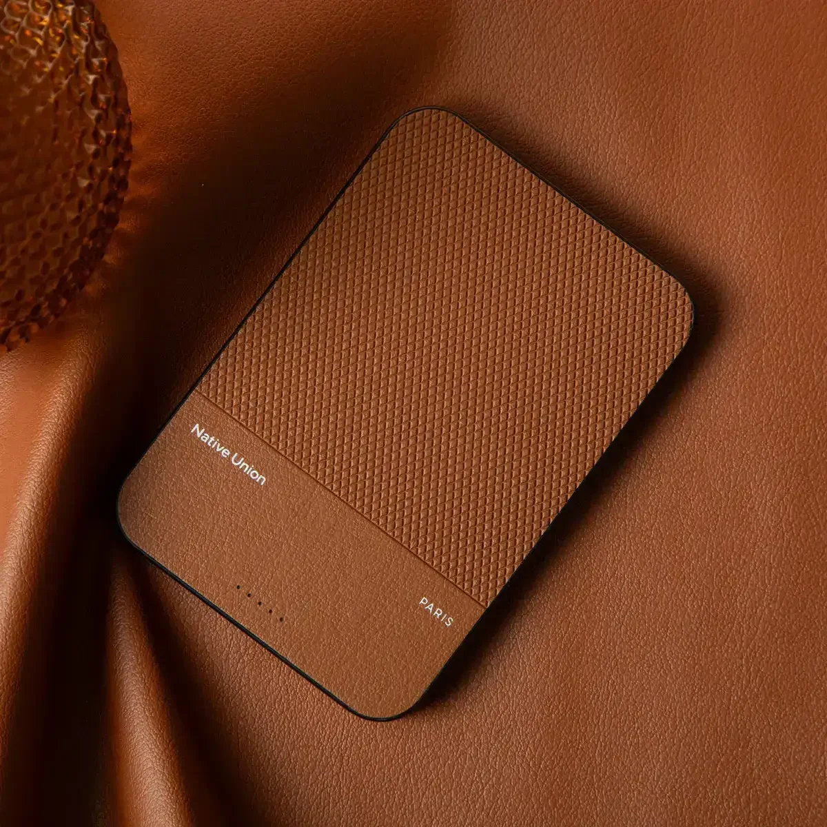 Native Union - (Re)Classic Power Bank with MagSafe Wireless Charging - Powerbank z ładowaniem MagSafe - Image 29