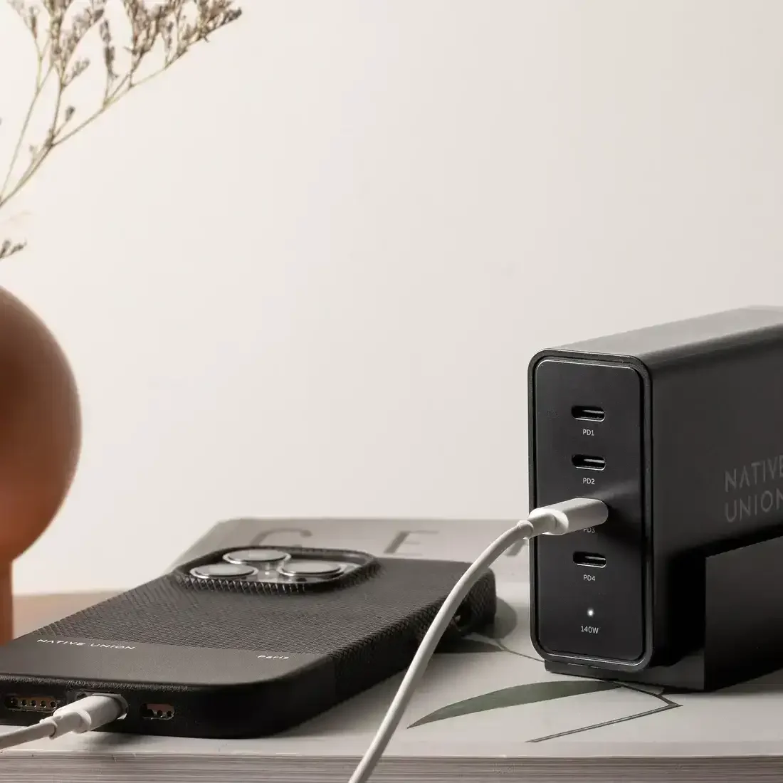 Native Union - Fast Desktop Charger PD 140W - Ładowarka Wieloportowa PD 140W - Image 9