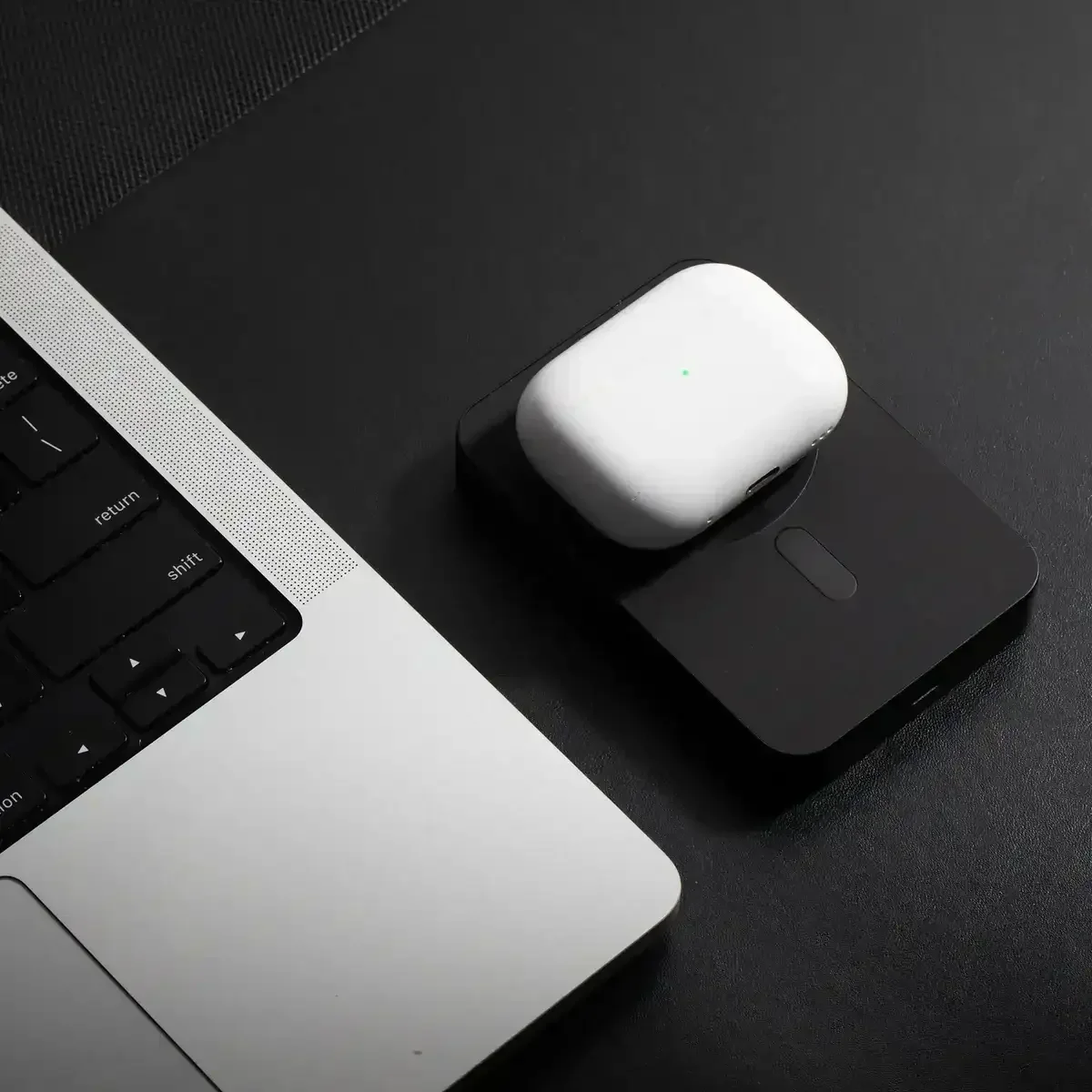 Native Union -(Re)Classic Power Bank 10000 mAh with MagSafe Wireless Charging - Powerbank z MagSafe - Image 8