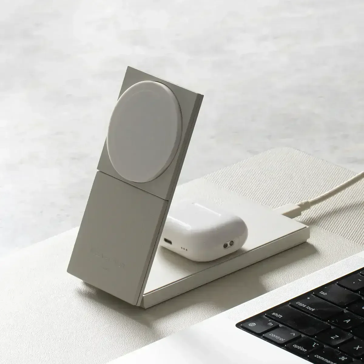 Native Union - Rise 2-in-1 Magnetic Wireless Charger - Magnetyczna Ładowarka Bezprzewodowa - Image 10