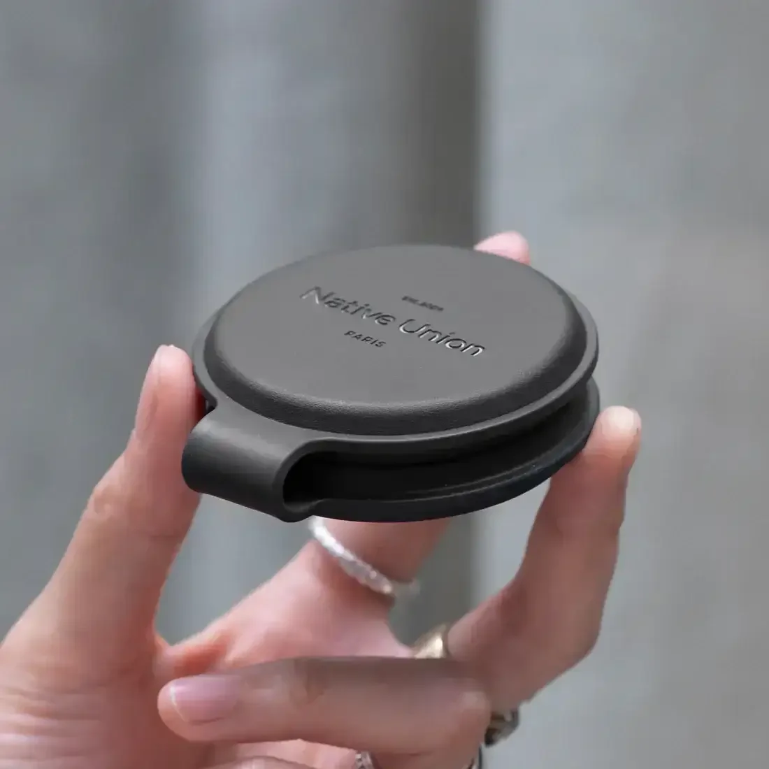 Native Union - Voyage 2-in-1 Magnetic Wireless Charger - Magnetyczna Ładowarka Bezprzewodowa 2w1 - Image 2