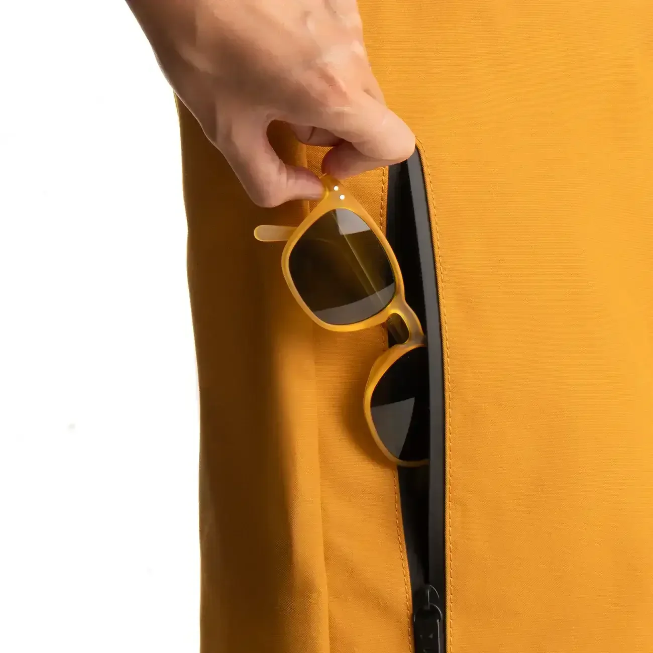 Native Union – W.F.A Backpack - Plecak - Image 5