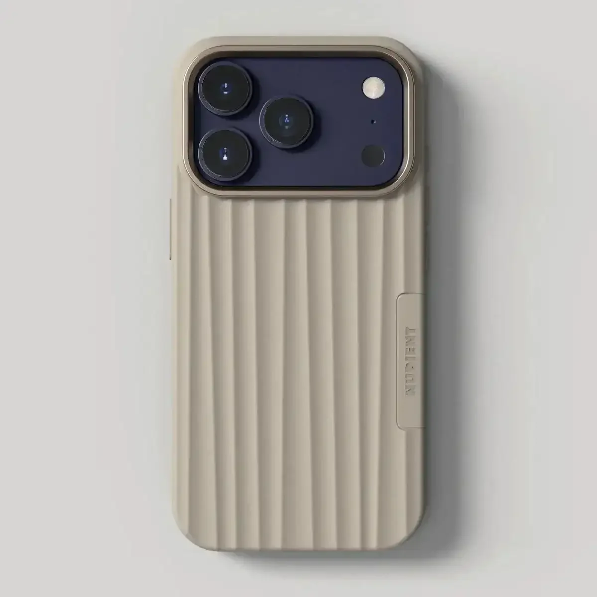 Nudient - Bold Case for iPhone 17 / Air / Pro / Pro Max - Etui z MagSafe na iPhone 17 / Air / Pro / Pro Max - Image 7