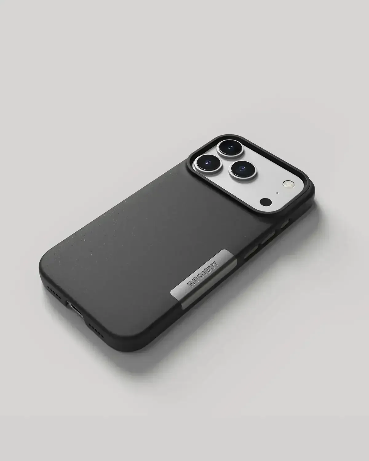 Nudient - Thin Case for iPhone 17 / Air / Pro / Pro Max - Etui z MagSafe na iPhone 17 / Air / Pro / Pro Max - Image 3