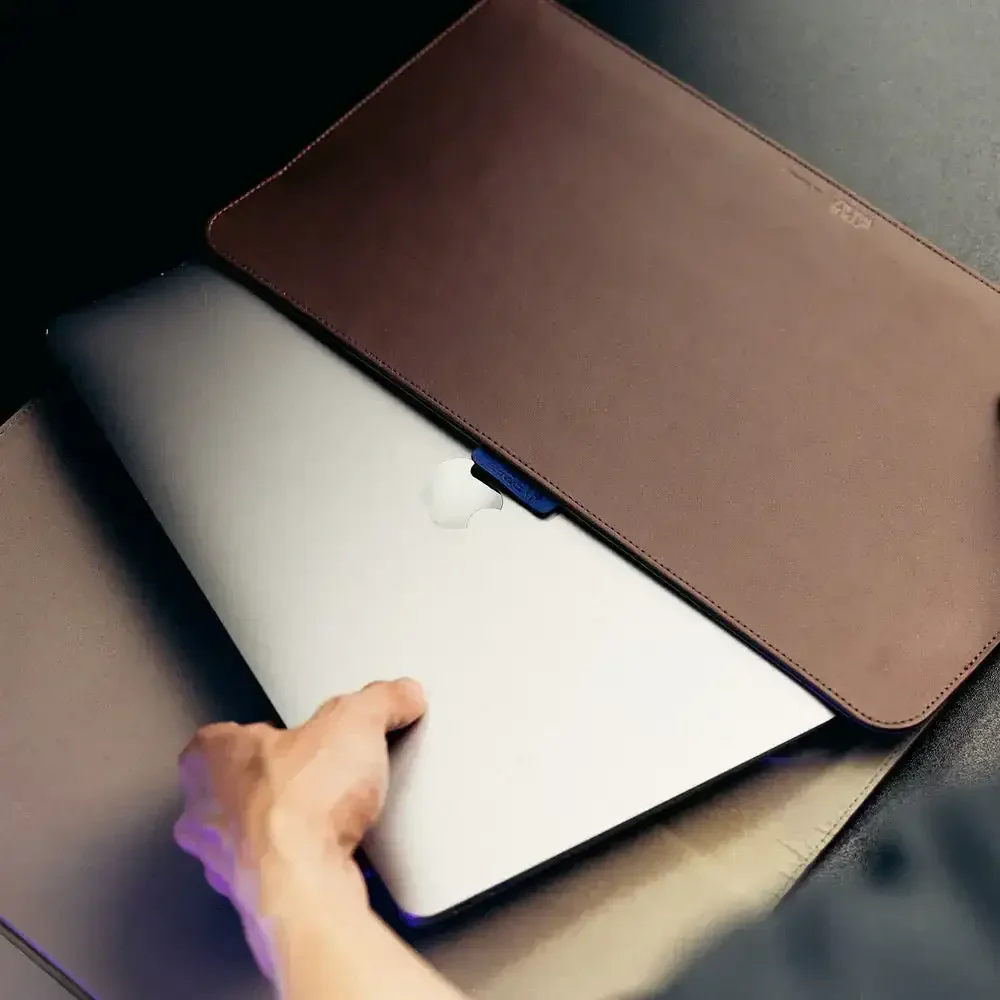 Orbitkey | Star Wars™ - Hybrid Laptop Sleeve - Obi-Wan Kenobi™ - Image 5