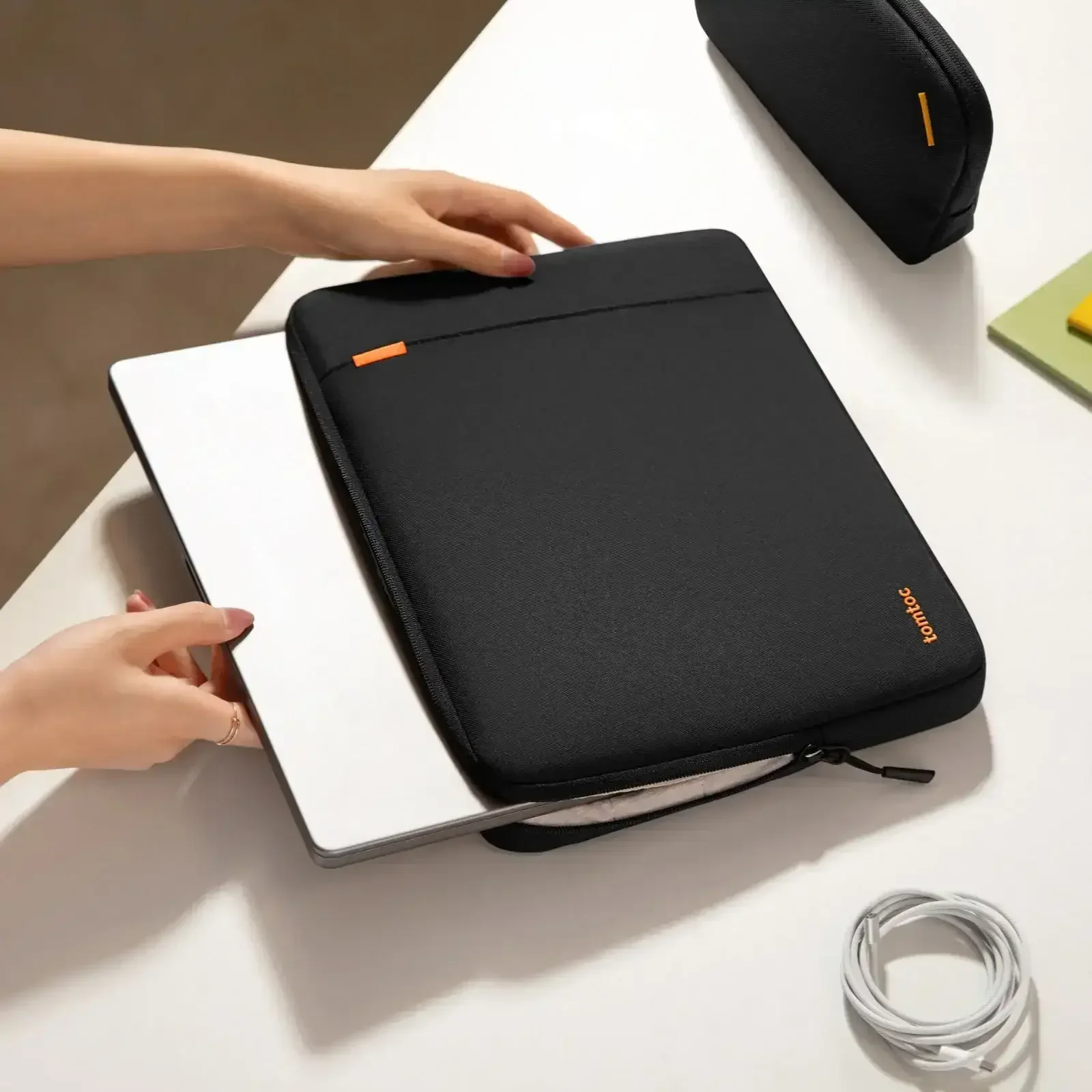 Tomtoc - Defender-A13 Laptop Sleeve Kit For 14 inch MacBook Pro - Pokrowiec na Macbooka - Image 16