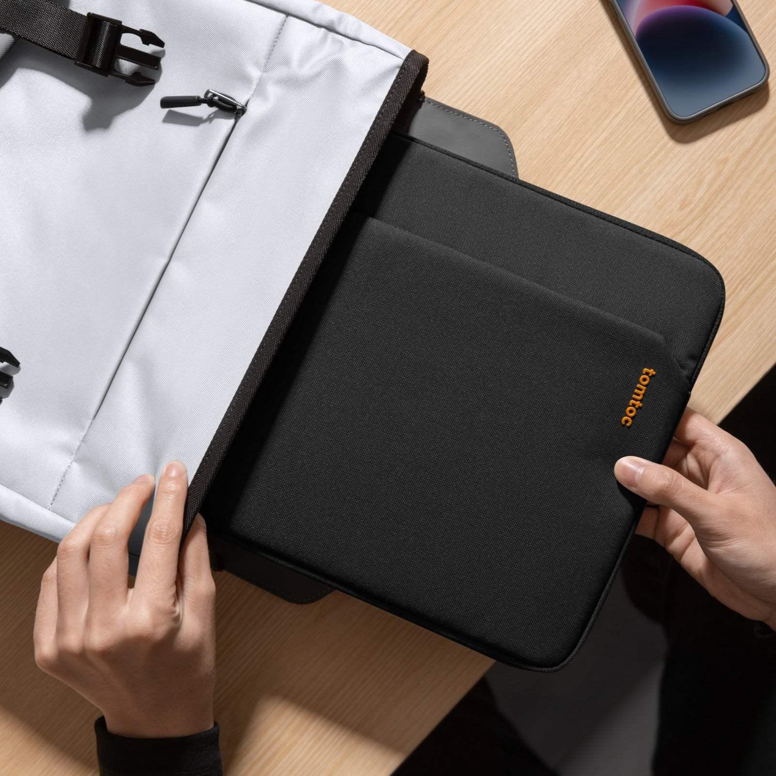 Tomtoc - Light-A18 Laptop Sleeve for 13 inch MacBook Air/Pro - Pokrowiec na MacBooka - Image 18
