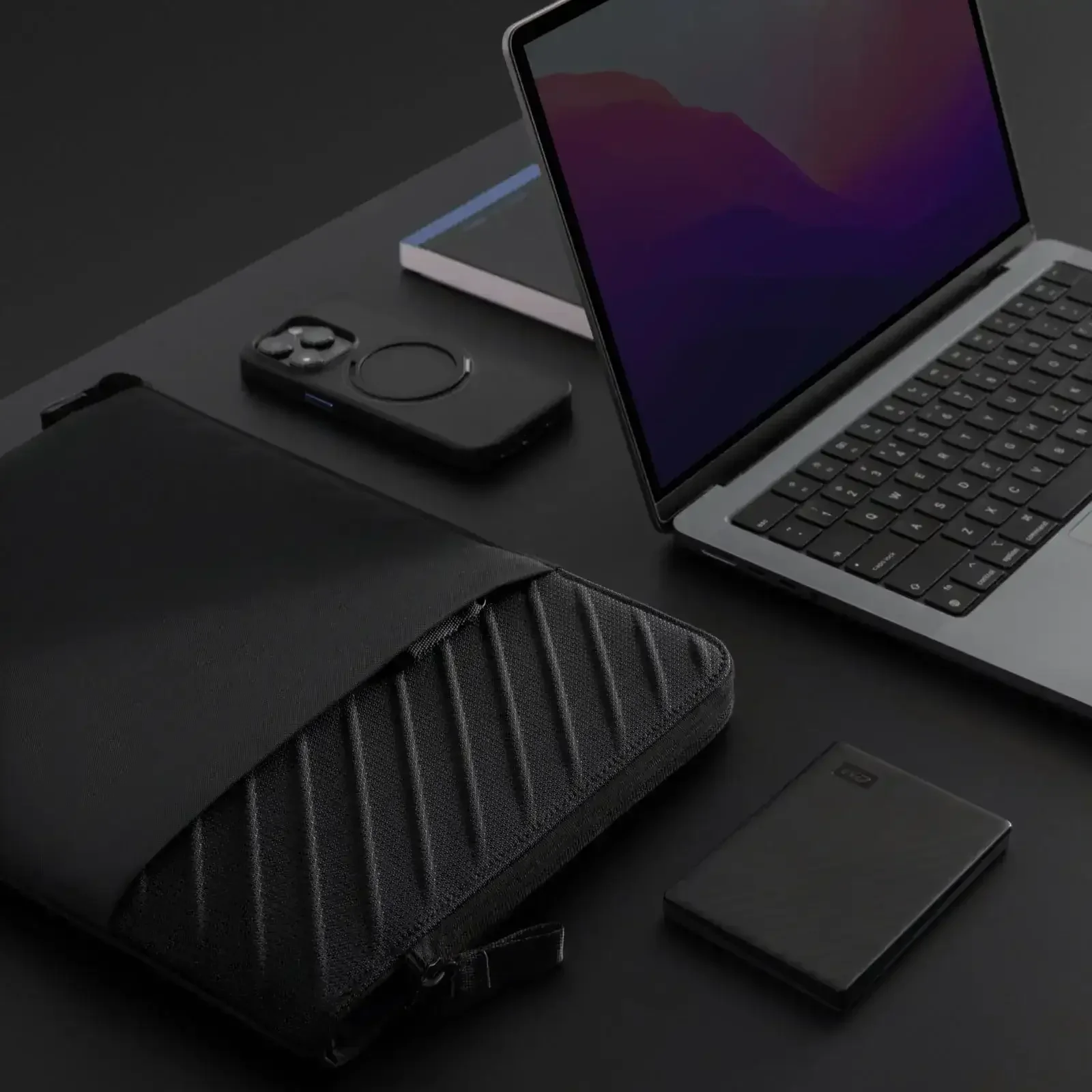 Tomtoc - Voyage-A10 Laptop Sleeve for 13-16 inch MacBook Air/Pro - Pokrowiec na Macbooka - Image 11