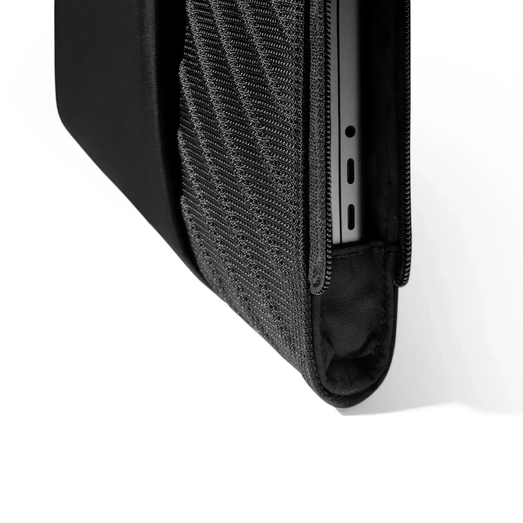 Tomtoc - Voyage-A10 Laptop Sleeve for 13-16 inch MacBook Air/Pro - Pokrowiec na Macbooka - Image 4